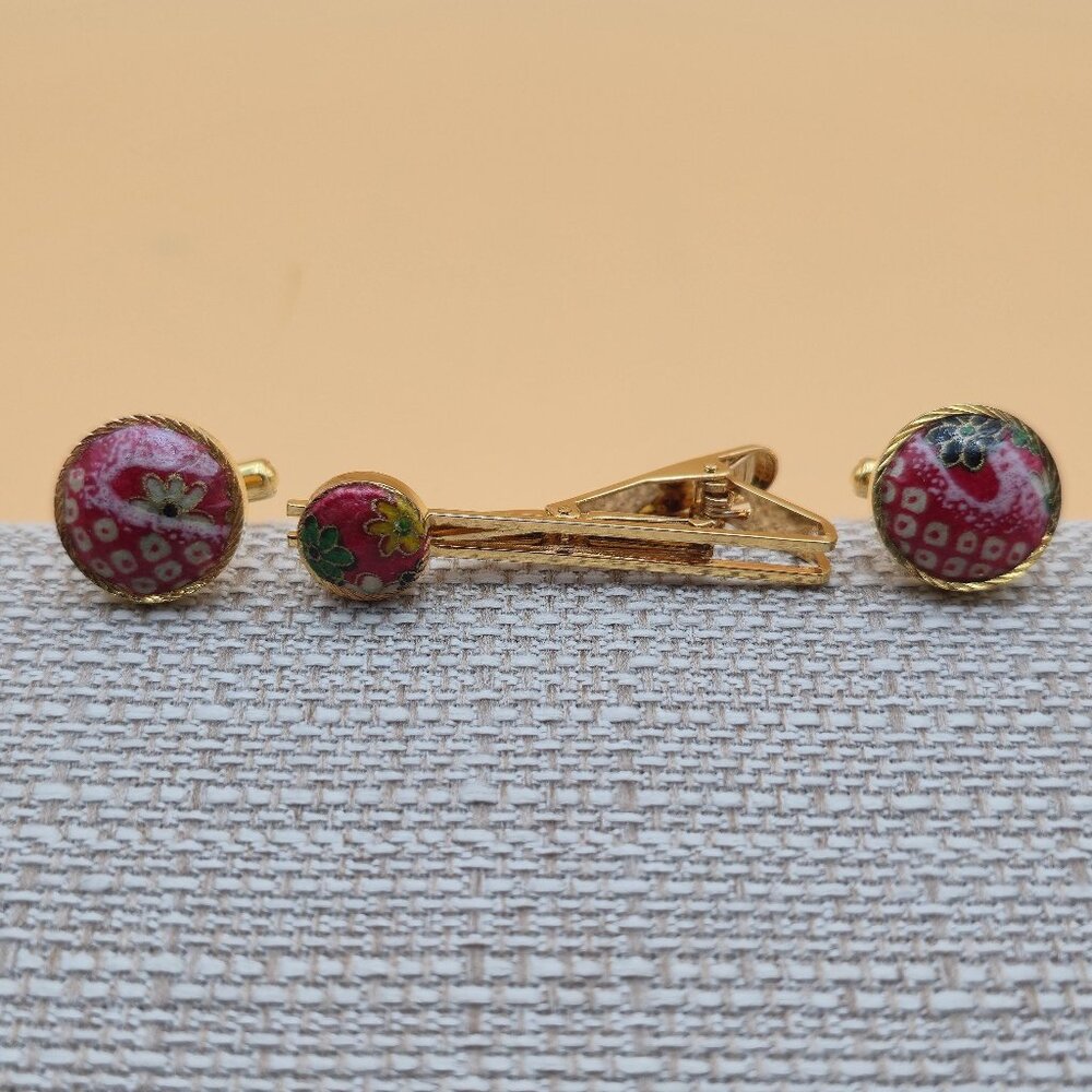 Gold And Red Floral Tie Clip And Cuff Links Set B791